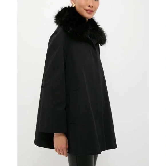 TUCKERNUCK Fur Collar Cecile Swing Cape - Picture 3 of 12